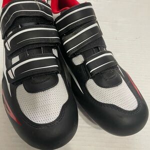 Men's Black and White Athletic Shoes